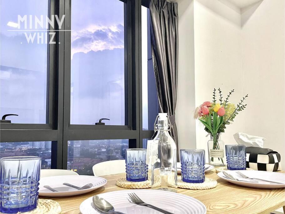 2br Family Near Pavilion Bukit Jalil #18 Apartment *